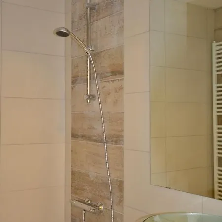 Chateau De Crawhez Propriete Luxueuse Avec Piscine Privee Gites-et-bien-etre * Thimister