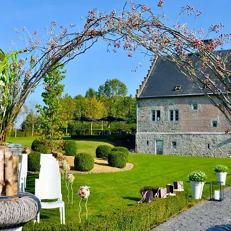 Chateau De Crawhez Propriete Luxueuse Avec Piscine Privee Gites-et-bien-etre *