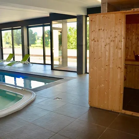 Chateau De Crawhez Propriete Luxueuse Avec Piscine Privee Gites-et-bien-etre